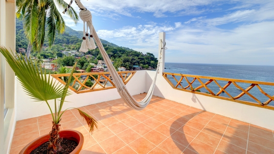 beautiful balcony view at vacation rentals in mexico